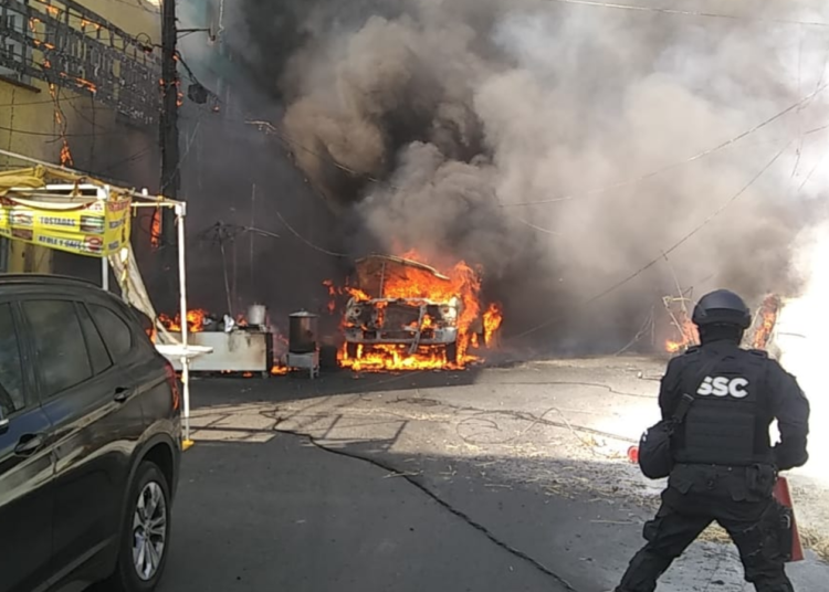 Se Incendia Pipa De Gas En La Venustiano Carranza Central Municipal