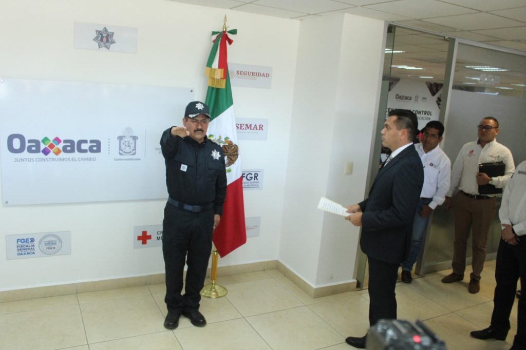 Nuevo Comisionado de la Policía Estatal de Oaxaca rinde protesta
