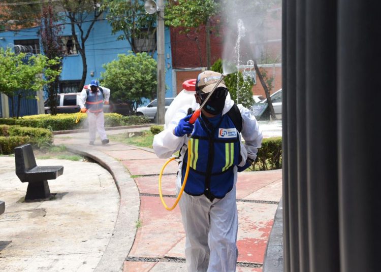 Realiza Alcaldía Benito Juárez jornada de limpieza y desinfección en la colonia San Simón Ticumac