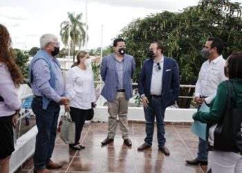 Antonio Villalobos Adán sostuvo reunion con los representantes de los colegios privados de Cuernavaca