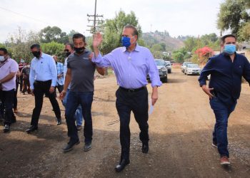 Ayuntamiento destina 7 millones en pavimentación de camino viejo a Tecate