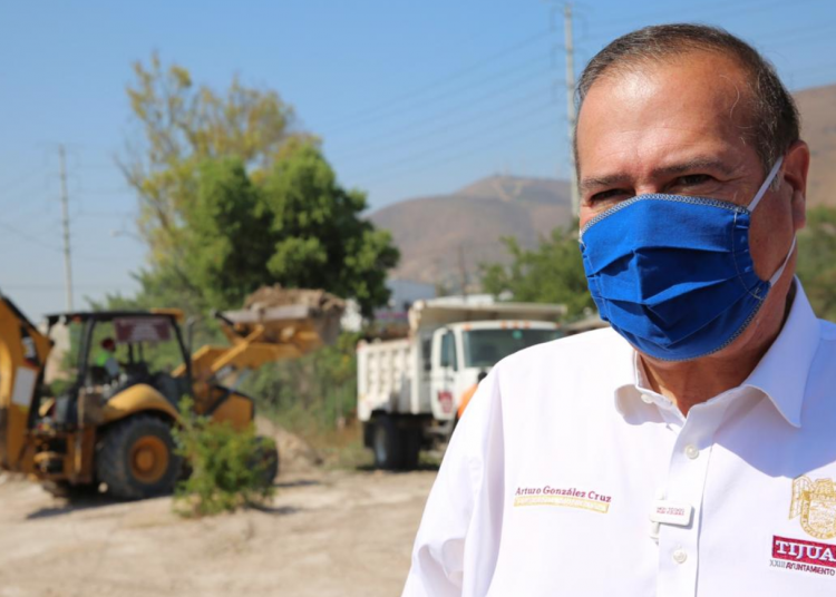 Alcalde de Tijuana promete rehabilitar parque lineal