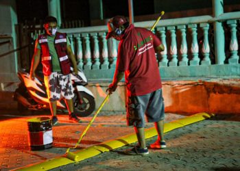 Ayuntamiento de Isla Mujeres pinta las calles del municipio