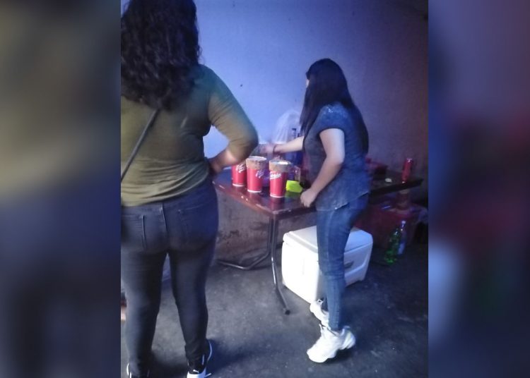 Alcaldía Iztacalco clausura "chelerías"