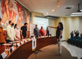 Leoncio Moran y cabildo designan nueva secretaria del Ayuntamiento de Colima