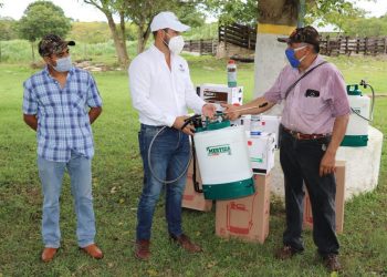 Municipios de Espita y Sucilá reciben apoyo del gobernador de Yucatán