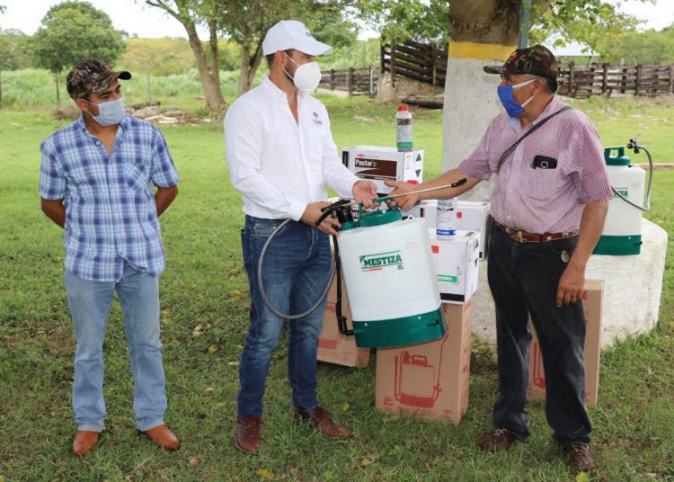 Municipios de Espita y Sucilá reciben apoyo del gobernador de Yucatán