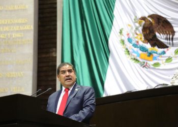 Diputado del PEs delicado por COVID-19