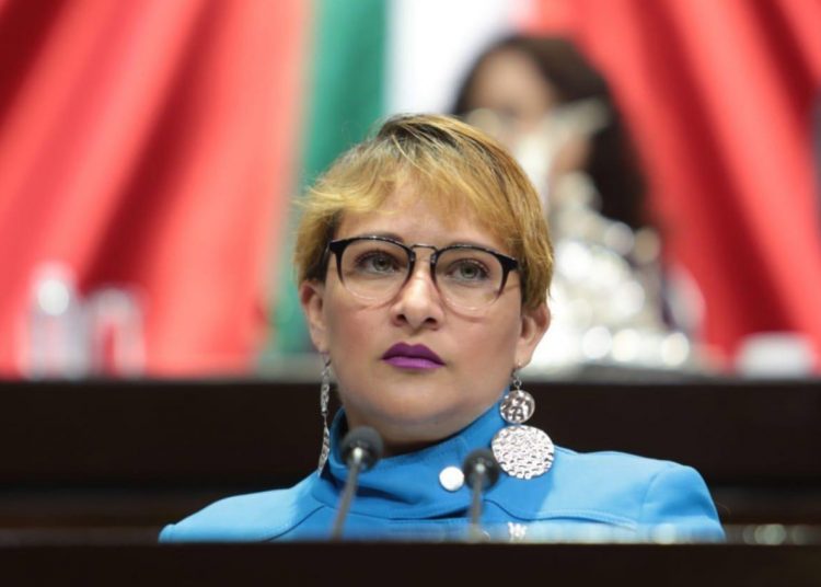 Monica Bautista lamenta los fallecidos y la mala estrategia en salud