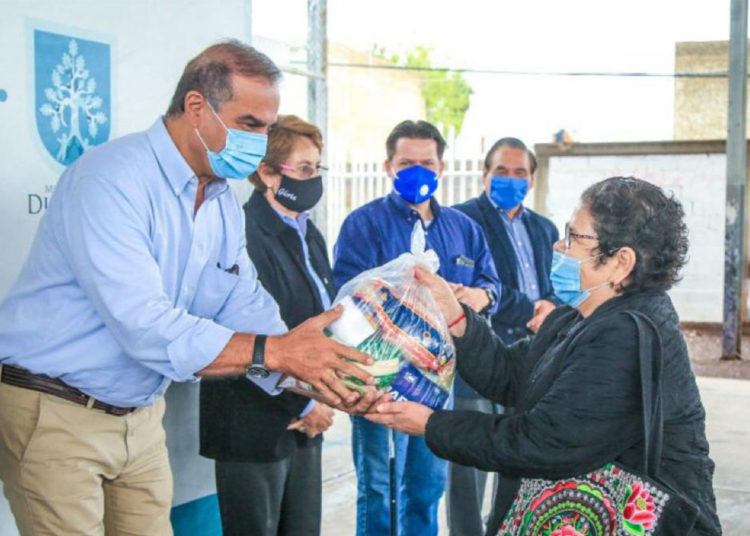 Jorge Salum entrega Apoyos alimentarios