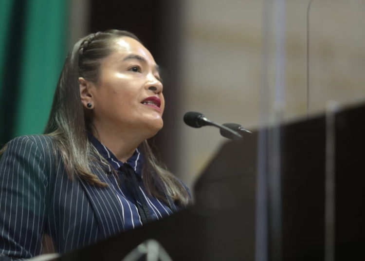 Verónica Juárez acusa al gobierno de no esclarecer la desaparición de los 43 normalistas de ayotzinapa