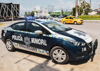 Leoncio Moran hace entraga de patrullas inteligentes