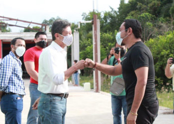 Inicia Rafael Montalvo Sanitización de gimnasios en Ticul