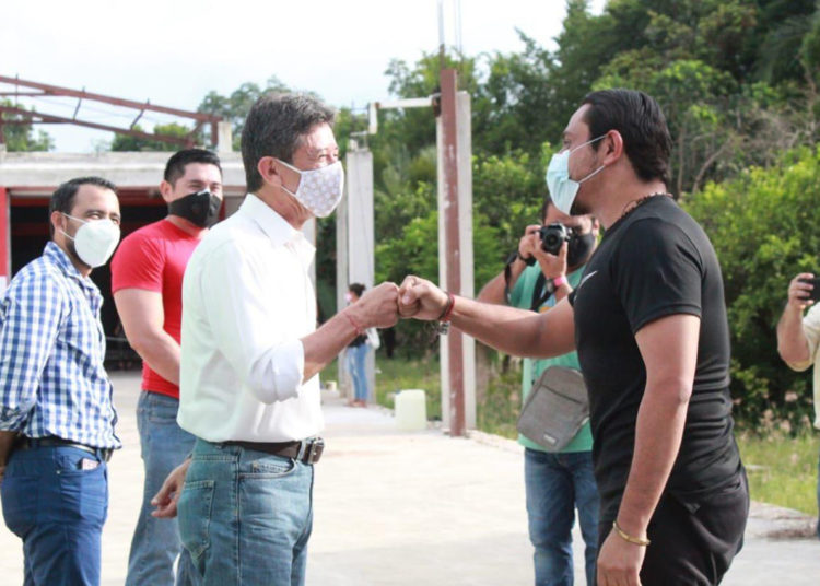 Inicia Rafael Montalvo Sanitización de gimnasios en Ticul