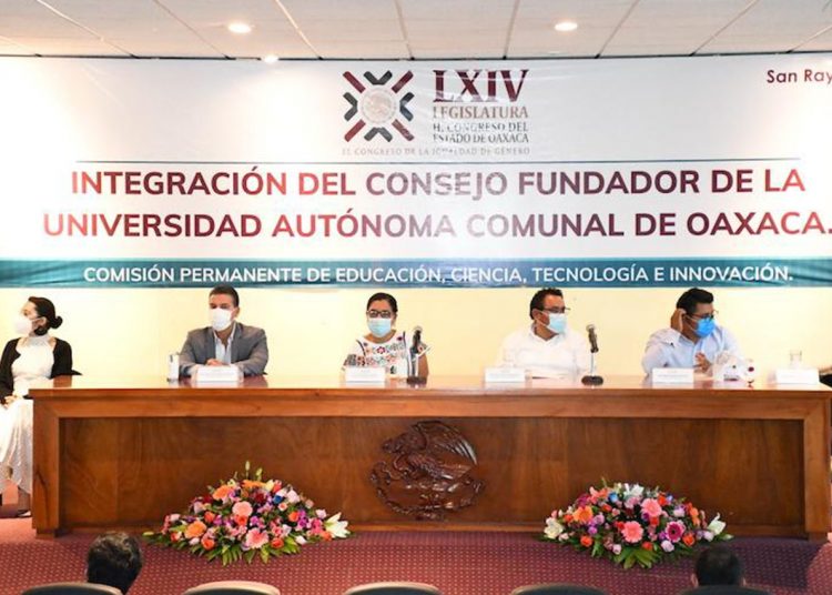 Se inaugura la (UACO) en Santa María Tlahuitoltepec