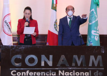 Armando Quintero toma protesta como presidente de la CONAMM