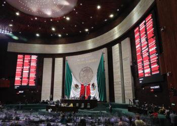 Cámara de Diputados avala juicio a expresidentes