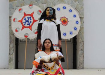 Ofrece Huajuapan de León espectáculo por el Día de la Raza