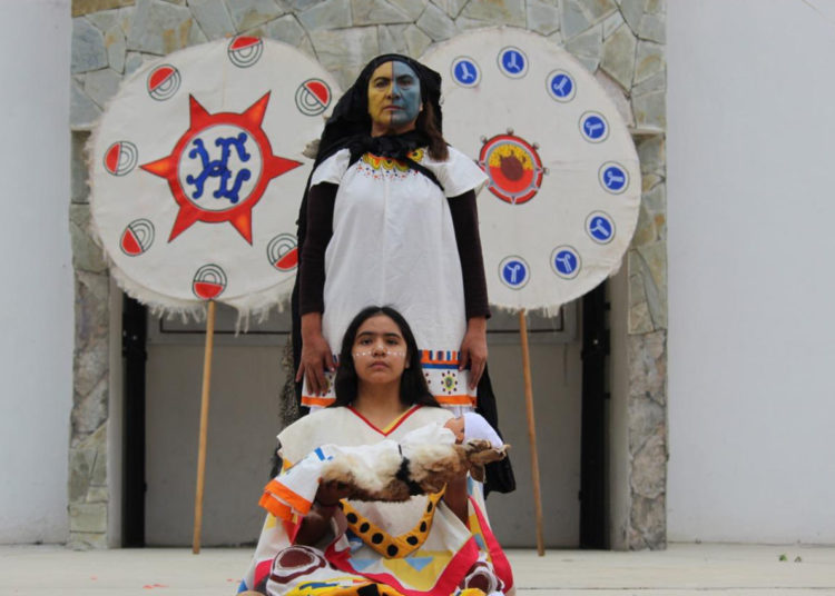 Ofrece Huajuapan de León espectáculo por el Día de la Raza