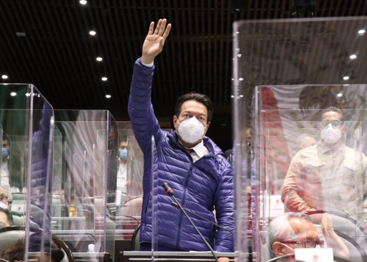 Asegura Mario Delgado que los fideicomisos se van pero los apoyos se quedan