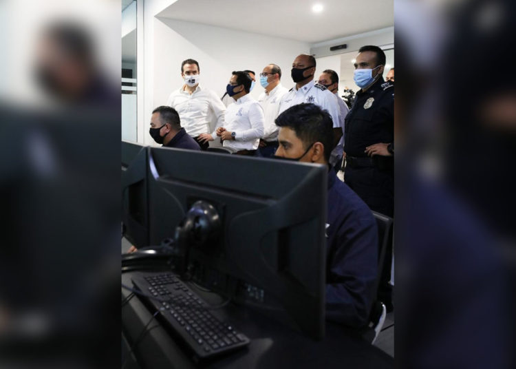 Alcaldes de Monterrey y Santa Catarina refuerzan seguridad