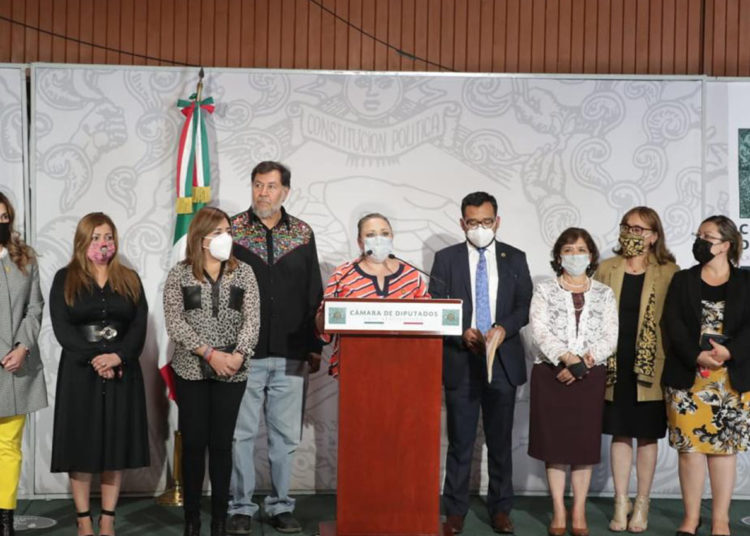 Diputados de Hidalgo presentan queja ante el INE por consejeros