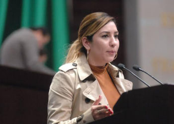 Norma Azucena pide a IIEPO pago a profesores de Oaxaca