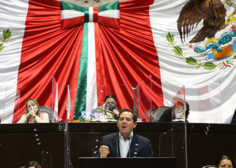 Rigoberto Mares del PAN compara el gobierno de AMLO con el de Díaz Ordaz