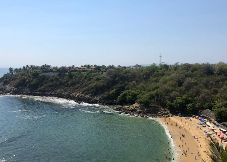 Puerto Escondido cierra playas de nuevo