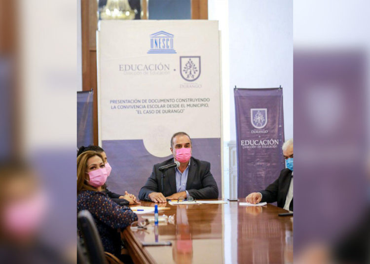 Junto con la UNESCO jorge salum considera un reto la convivencia escolar