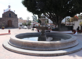 Alcaldía Xochimilco restaura plazuela