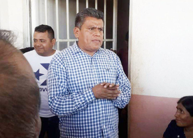 Alcalde de Xochistlahuaca buscará terreno para panteon ante saturación