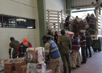 Alcaldía Benito Juárez entrega insumos para los afectados por inundaciones