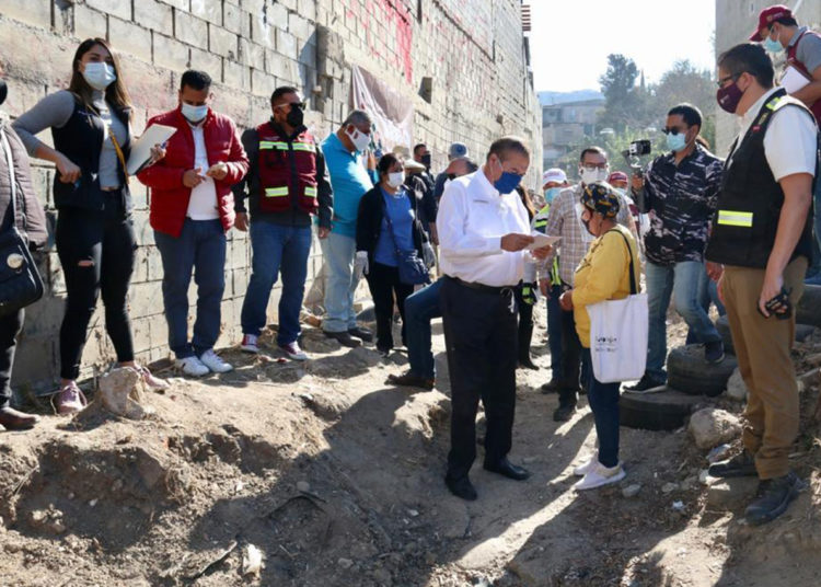 Gonzalez Cruz encabeza retiro de basura en Murua Oriente