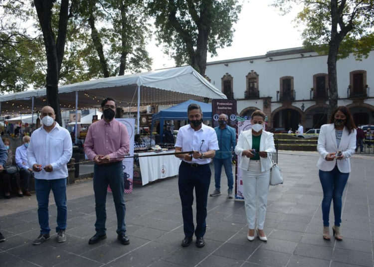 Alcalde de Pátzcuaro inaugura feria del Chocolate, Café y Vino 2020