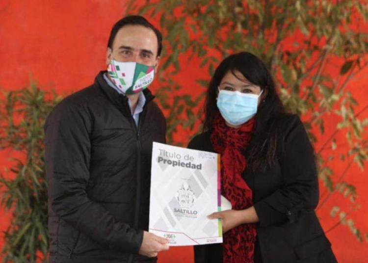 Avanza Saltillo en regularización de vivienda