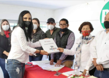 Aglaee Montoya Martínez va por la reelección en Angostura