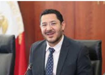 ¿Ackerman a San Lázaro? Batres presenta iniciativa para eliminar requisitos