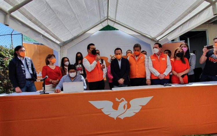 Juan Zepeda va por la presidencia municipal de Neza