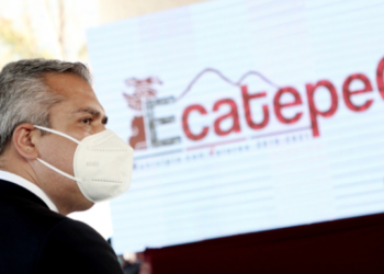 Fernando Vilchis se registra como precandidato de Morena a la alcaldía de Ecatepec