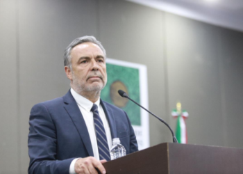 Diputado de Morena admite alza en precios de la canasta básica