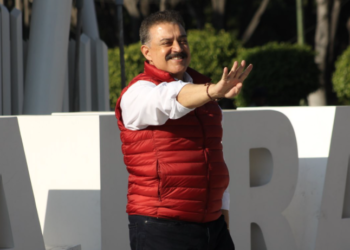 Carlo Lomelí se reúne con sindicalistas