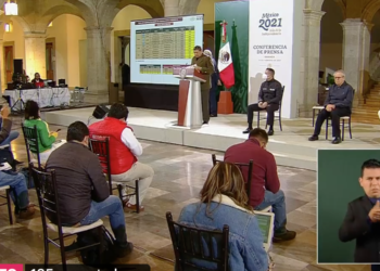 Inicia distribución de vacunas de AstraZeneca a 330 municipios del país