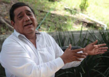 Se registra Salgado Macedonio como candidato de Morena a Guerrero