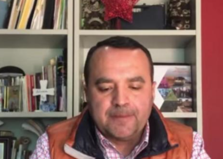 Pide licencia alcalde de Tototlán, acusado de acoso