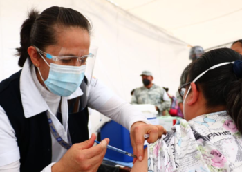 Vacunación a adultos de Ecatepec durará tres semanas