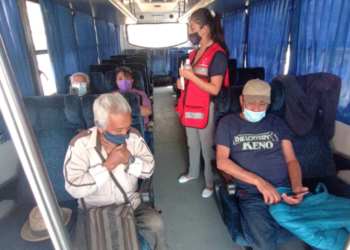 Xochimilco brinda transporte gratuito a puntos de vacunación