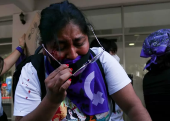 En Iguala, agreden a mujeres que protestaban contra Salgado Macedonio