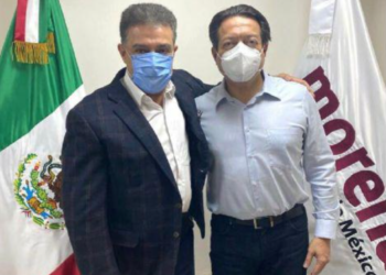 Aspirantes de Morena en Guadalajara declinan a favor de Carlos Lomelí