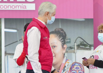 Salario Rosa beneficia a más de 365 mil jefas de familia del Estado de México